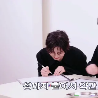 🎧 emoji DICON LIVE ˓ @PackEnhypen Telegram sticker 15 of 60