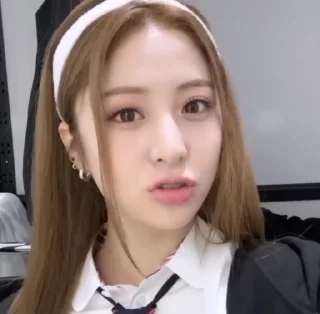 🍪 emoji Yunjin - @nrmdewv Telegram sticker 14 of 30