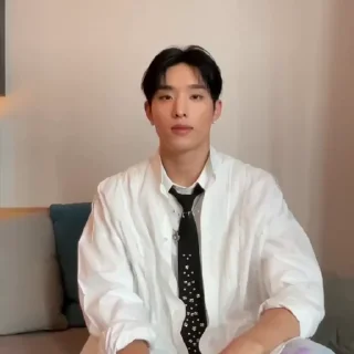 Sticker from keeho' @ogbudovnax