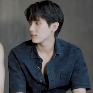 Sticker from 𝖻𝗈𝗈𝗄 : @bl_stickers