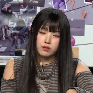 🦪 emoji jiwoo : @anniesticks Telegram sticker 14 of 35