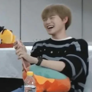 🥭 emoji ₍ Chenle🏷 ₎ ; @NCTstickers Telegram sticker 7 of 10