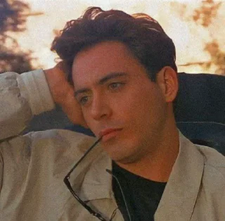 Sticker from Robert Downey Jr @cutemonsta