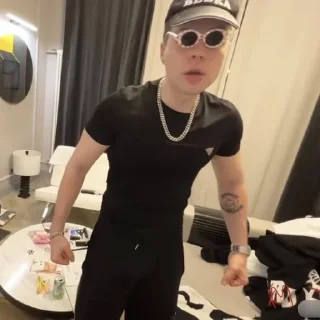 🤬 emoji Для Вики зиби Telegram sticker 5 of 96