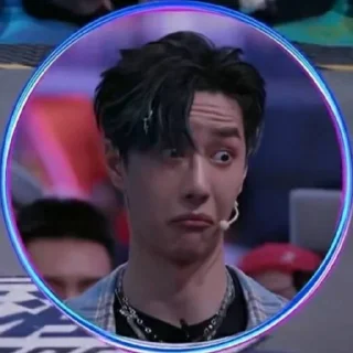 Sticker from 🐷memes🐷