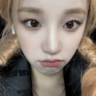 🎧 emoji ‎‌‌ ‌‎‌ ‎‌‌ ‌‎‌ ‎‌‌ ‌‎‌ ‎‌‌‌‎‌  yuqi @kooooyastick Telegram sticker 10 of 35