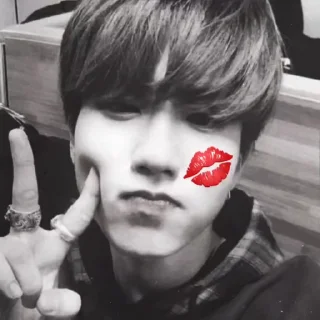 😘 emoji SwaAag Telegram sticker 4 of 35