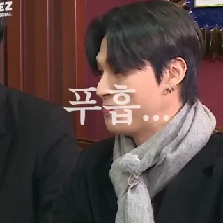 Sticker from ateez ' @ogbudovnax