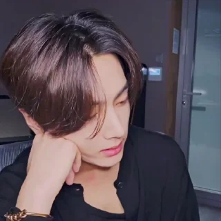 ⌚️ emoji Park Jongseong ˓ @PackEnhypen Telegram sticker 16 of 40