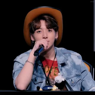 🎥 emoji ‌ ‌ ‌ ‌ ‌ ’  jh - jk  :  @b4ngif Telegram sticker 6 of 25