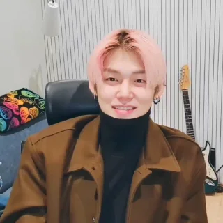 Sticker from ˓˓ Yeonjun , @TXTPackss .