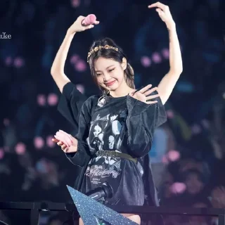 Sticker from ༶ᴊᴇɴɴɪᴇ៚ @BlackPink_Stickerr4 ✦