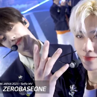 Sticker from @mnetdno // "Here I Am" Zb1 Selfie MV