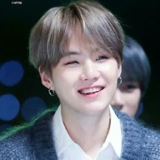 Sticker from [@btsvideopic]🅢🅤🅖🅐