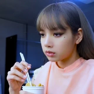 😐 emoji lili @BLACKPINK4 Telegram sticker 2 of 70