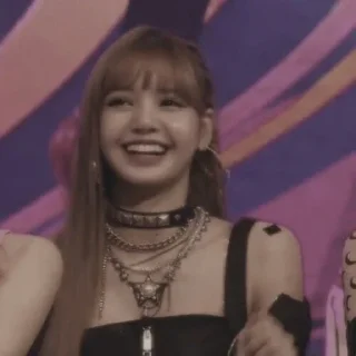 Sticker from ♱ʟɪsᴀ࿇@Blackpink_stickerr4 ✟