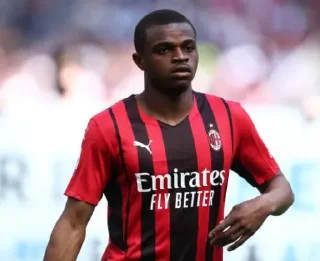 👤 emoji ⚽️ 7   AC Milan     @earthsgold Telegram sticker 16 of 68