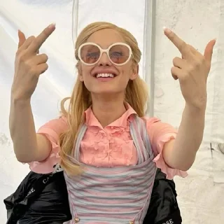 🖕 emoji 𝒜𝑅𝐼 Telegram sticker 12 of 50