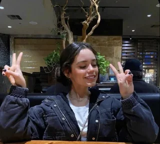 ✌️ emoji jenna ortega by @suhaylllll Telegram sticker 4 of 26
