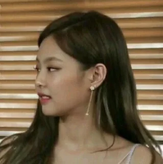 😥 emoji ༶ᴊᴇɴɴɪᴇ៚ @BlackPink_Stickerr4 ✦ Telegram sticker 9 of 50
