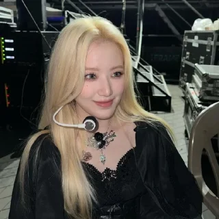 👸 emoji shuhua  @nxdebutterfly Telegram sticker 7 of 50