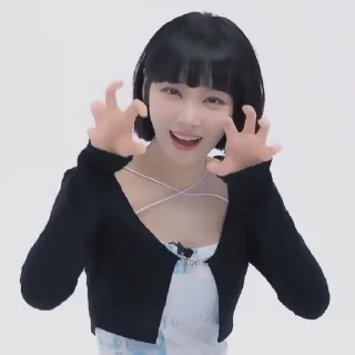 Sticker from 🫧 . . #chaewon ☆ @twixxstikers