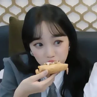 🕊 emoji 🫧 . . #chaewon ☆ @twixxstikers Telegram sticker 18 of 30