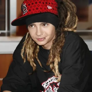 😉 emoji Tom Kaulitz ❤️‍🔥 Telegram sticker 5 of 59