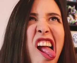 😛 emoji Mia Plays @MiaPlays @ElOlive Telegram sticker 12 of 120