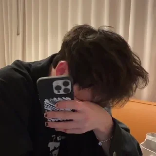 😭 emoji Бан Чан ворлд доминейшн Telegram sticker 20 of 37