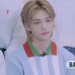 🍉 emoji 𝗕𝗹𝘂𝗲𝗵𝘆𝘂𝗻𝗹𝗶𝘅@skzgif1 Telegram sticker 6 of 30