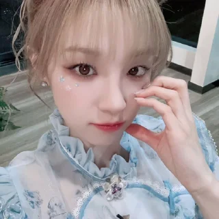 Sticker from ‎‌‌ ‌‎‌ ‎‌‌ ‌‎‌ ‎‌‌ ‌‎‌ ‎‌‌‌‎‌  yuqi @kooooyastick