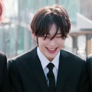 🦊 emoji kim’ s﹐@hy1pe Telegram sticker 5 of 35