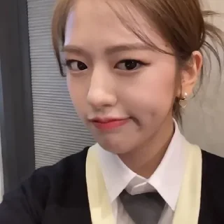 🧧 emoji ◞yujin→✰ Telegram sticker 6 of 31