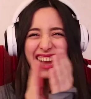 🙏 emoji Mia Plays 2 @MiaPlays @ElOlive Telegram sticker 16 of 120