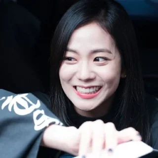 Sticker from ☆ᴊɪsᴏᴏ⇝ @BlackPink_Stickerr4 