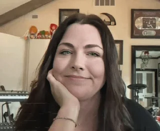 🙃 emoji Amy lee Telegram sticker 7 of 99