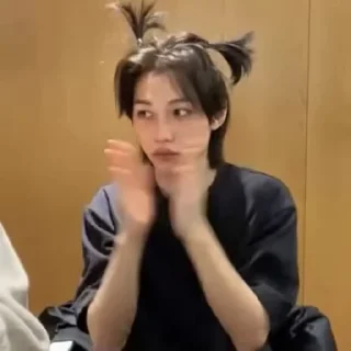 🍭 emoji 배드복승아클럽 @skzstickers Telegram sticker 24 of 50