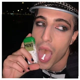 🤪 emoji Дами для дамы Telegram sticker 7 of 28