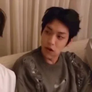 🤨 emoji Distorted - kpop Telegram sticker 8 of 62