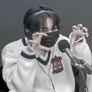 🔖 emoji 𖥻 jungwon : 🔖 : @lumicore_present Telegram sticker 23 of 40