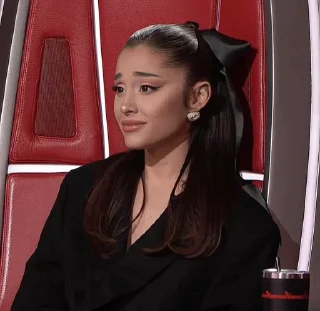 😐 emoji 'Ariana Grande | @iStickerLand, Telegram sticker 21 of 57