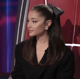 😐 emoji 'Ariana Grande | @iStickerLand, Telegram sticker 12 of 57