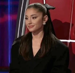 😐 emoji 'Ariana Grande | @iStickerLand, Telegram sticker 11 of 57