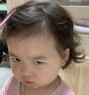 😒 emoji 是可儿呀呀呀 @Celine668 Telegram sticker 8 of 120