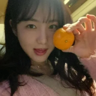 🌟 emoji Shin Ye Eun Telegram sticker 10 of 13