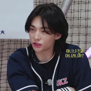 🪁 emoji @Hyunipaack‌‌  ٫  Versace boy Telegram sticker 11 of 50