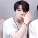 Sticker from ❥|ᴍʏ втѕ|･✧ @lSaHl