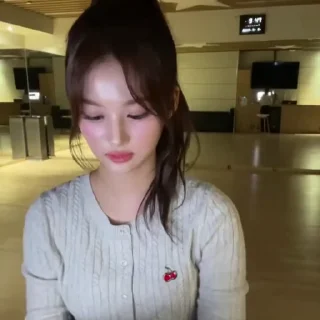 🤏 emoji sullyoon & @zeromshi Telegram sticker 14 of 50