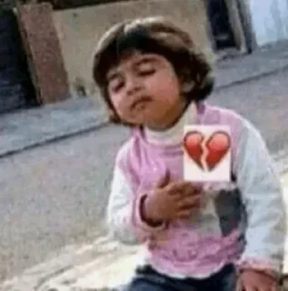 💔 emoji 🚶🏻‍♀🔪 Telegram sticker 23 of 110